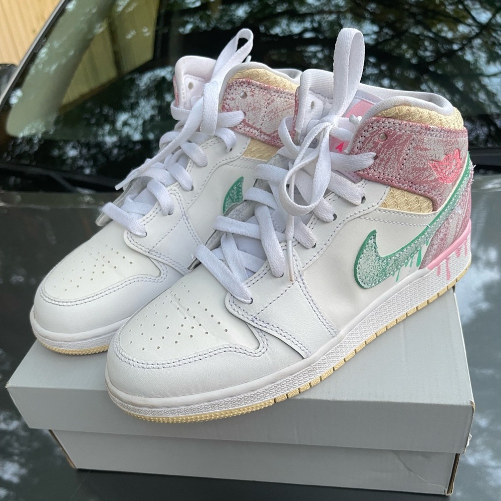 Jordan Air Force 1 (GS) Size 5Y